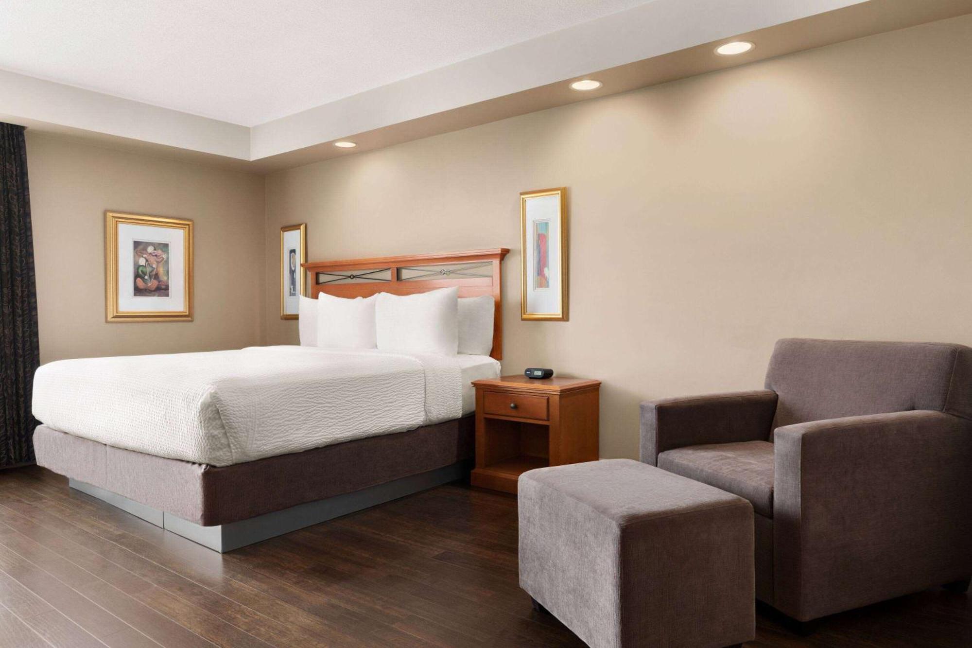 Royal Hotel Calgary, Trademark Collection By Wyndham Eksteriør bilde