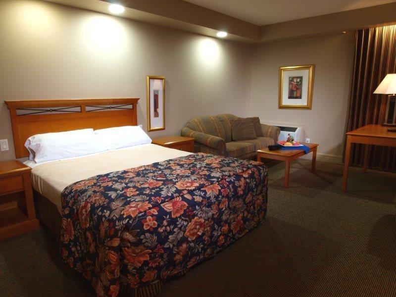 Royal Hotel Calgary, Trademark Collection By Wyndham Rom bilde