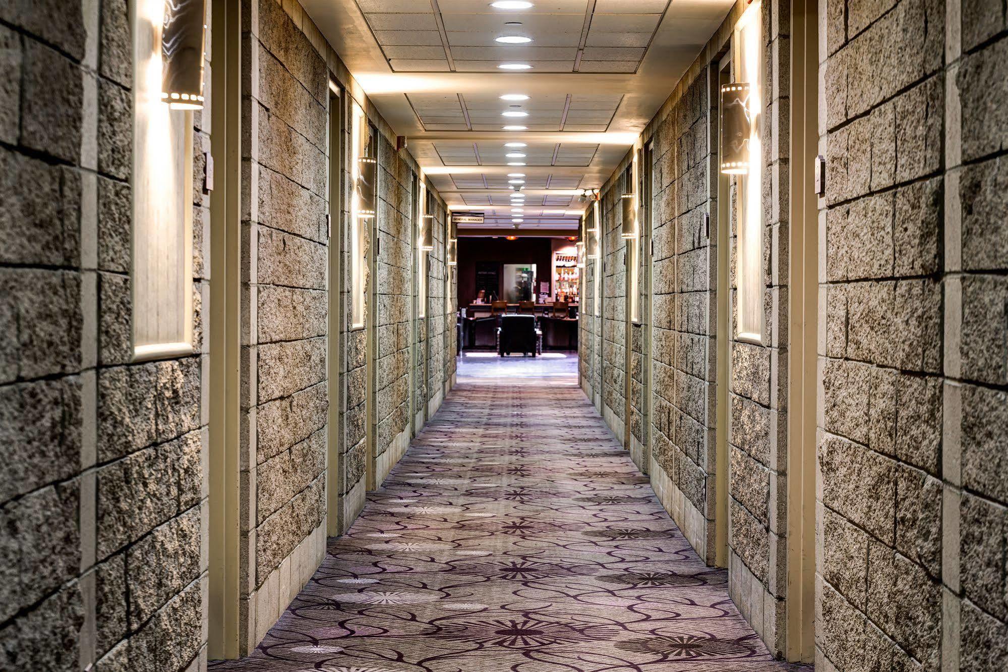 Royal Hotel Calgary, Trademark Collection By Wyndham Eksteriør bilde